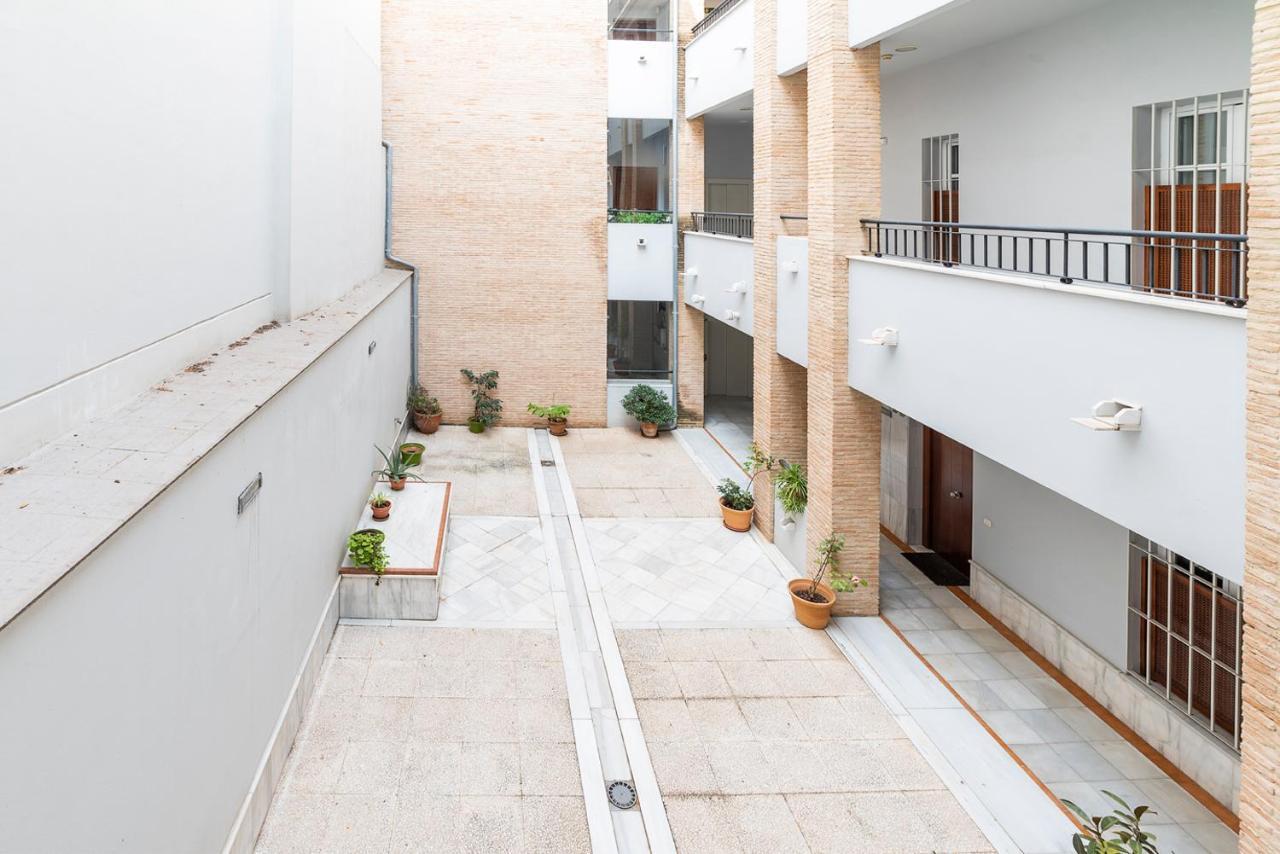 Alohamundi Velarde II Apartment Seville Ngoại thất bức ảnh